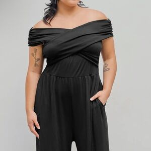 Chic Black Off-the-Shoulder Jumpsuit – Cider